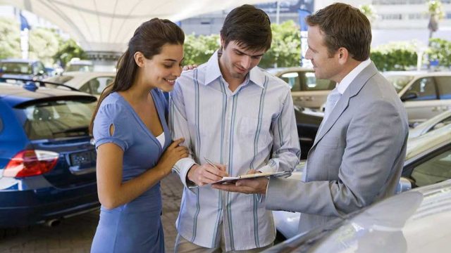 Achat à crédit ou location longue durée : les avantages et les inconvénients de chaque formule !